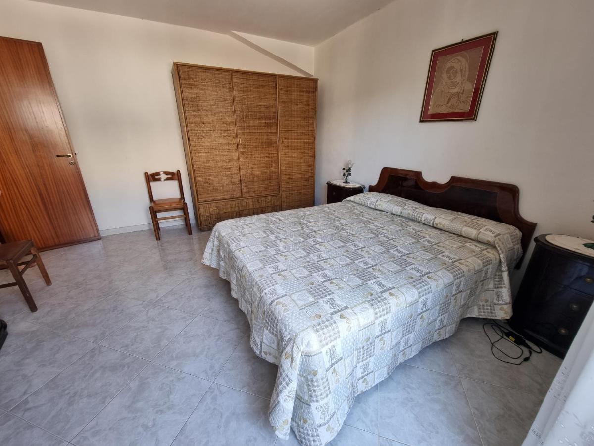 Villa Flora - With Sea View, 2 Minutes Walk To Beach トラッペート エクステリア 写真